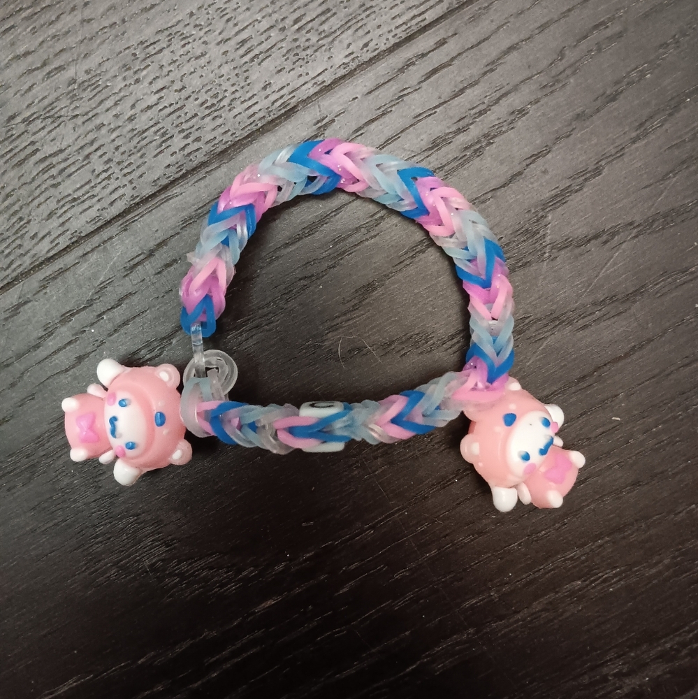 I'm selling bracelets